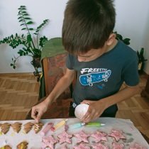12